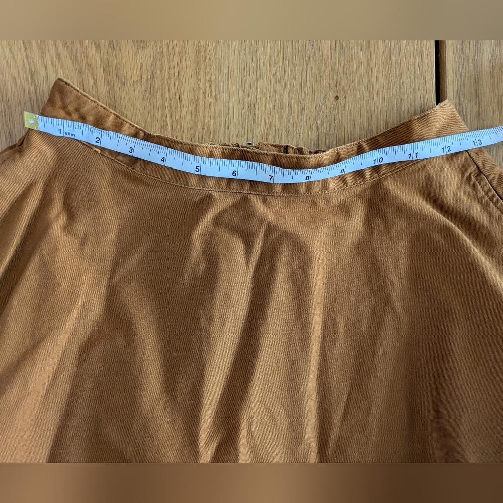 Uniqlo Elegant Tan Women's A Line Skirt - Picture 5 of 5